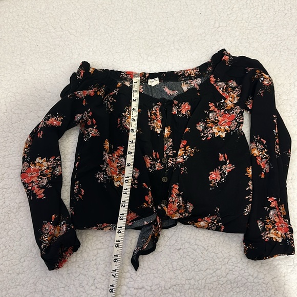 Crop top xs - Picture 2 of 4